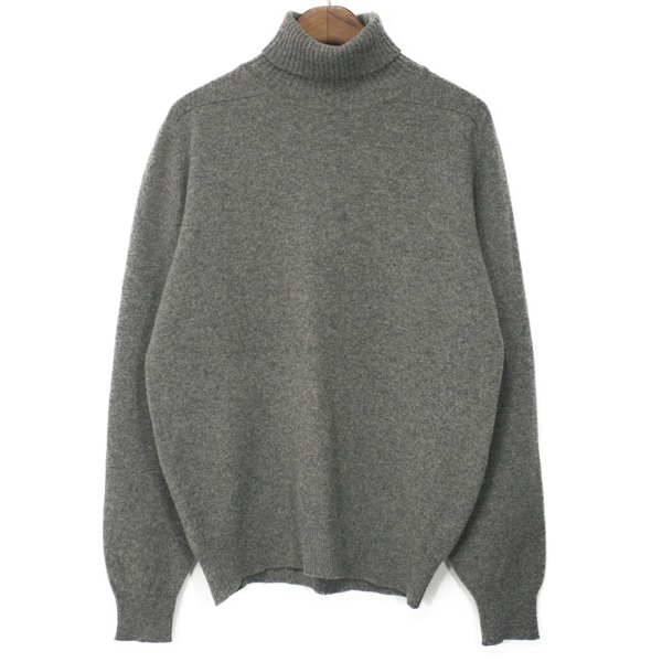 Ships Lambswool Turtle Neck Sweater