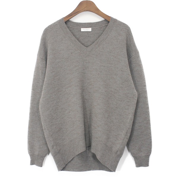 [Woman] Beauty &amp; Youth by United Arrows V-neck Sweater
