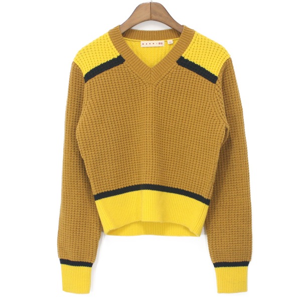 [Woman] MARNI X Uniqlo V-neck Sweater